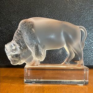 Lalique Paris France frosted cristal glass bison buffalo paperweight 😍 crystal